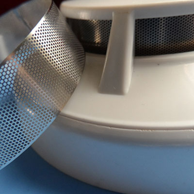 Smoke detector filter mesh for anti-dust